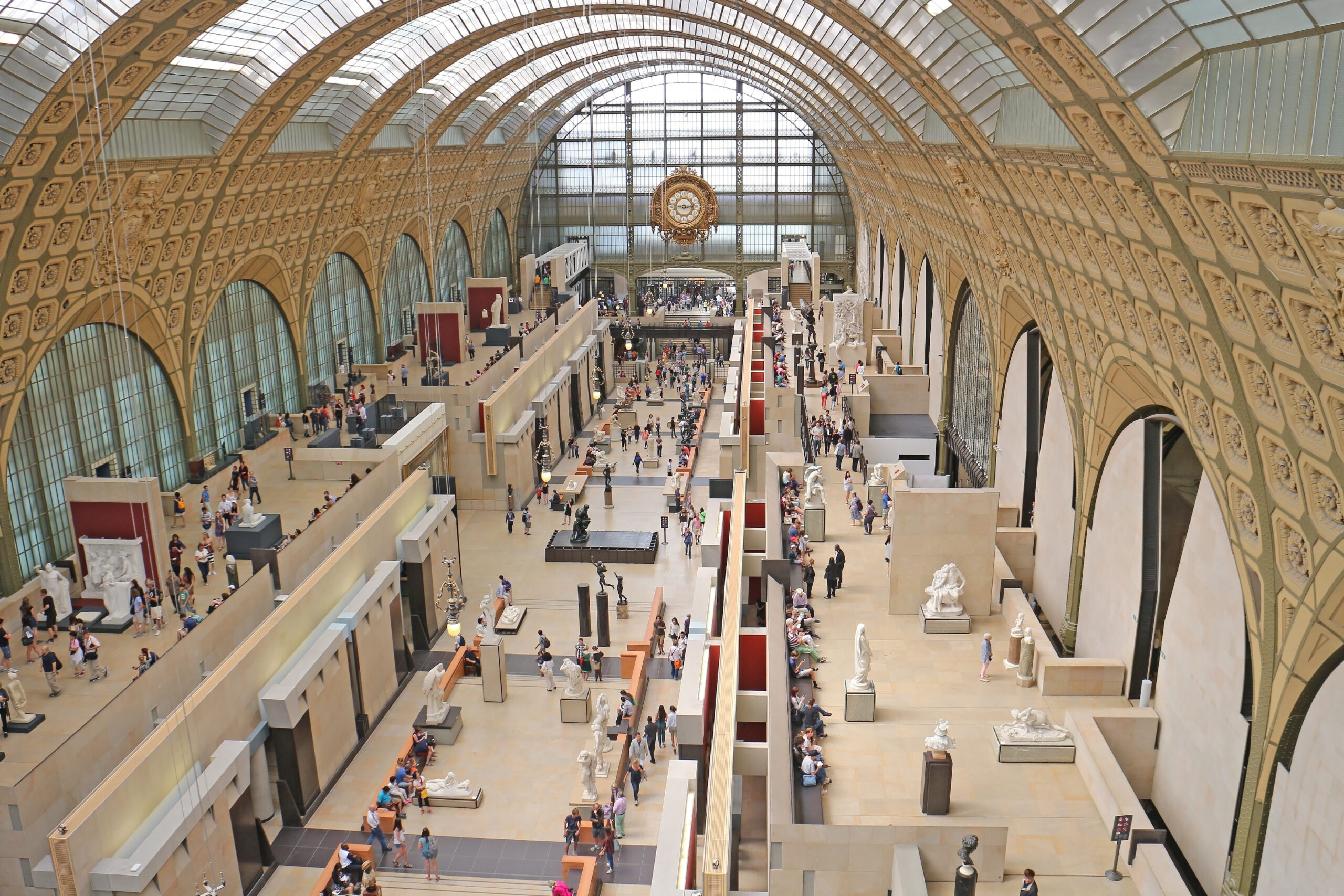 shutterstockRF_391771837.jpg A view of the inside of the Musée d'Orsay, a huge room with a dome glass ceiling.